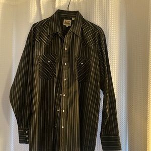 Black pearl snap men’s shirt